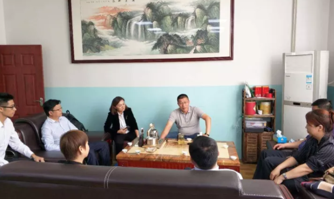 陪同甘肅瓜州政府領(lǐng)導(dǎo)考察新能源鋰電池全國布點投資選址項目,達成進一步合作意向 陪同甘肅瓜州政府領(lǐng)導(dǎo)考察新能源鋰電池全國布點投資選址項目,達成進一步合作意向