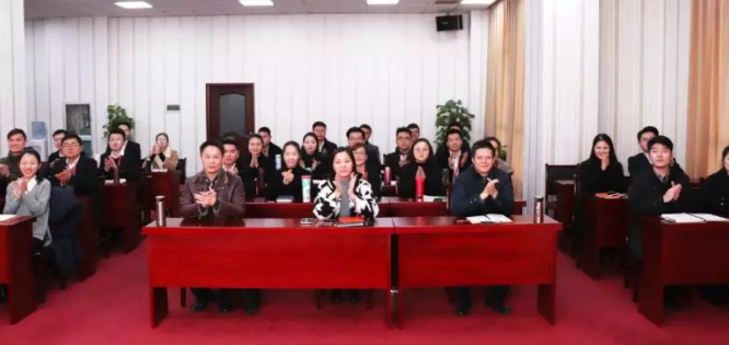 【評估會】東方龍商務(wù)舉行項目評估會,25個優(yōu)質(zhì)項目經(jīng)評估可對接政府園區(qū),6個全國布點(diǎn)項目涵蓋戰(zhàn)略新興產(chǎn)業(yè) 【評估會】東方龍商務(wù)舉行項目評估會,25個優(yōu)質(zhì)項目經(jīng)評估可對接政府園區(qū),6個全國布點(diǎn)項目涵蓋戰(zhàn)略新興產(chǎn)業(yè)
