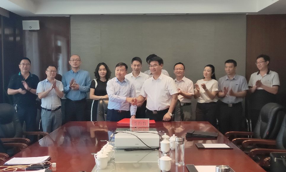 東方龍商務(wù)集團(tuán)成立5周年系列報(bào)道之四 服務(wù)篇《升級服務(wù)質(zhì)量永遠(yuǎn)在路上》 東方龍商務(wù)集團(tuán)成立5周年系列報(bào)道之四 服務(wù)篇《升級服務(wù)質(zhì)量永遠(yuǎn)在路上》