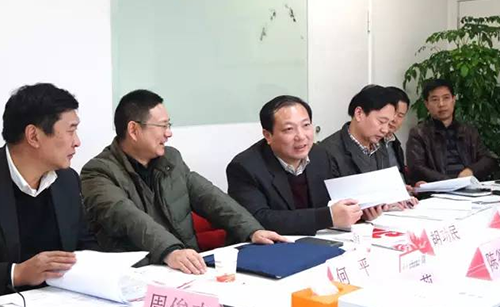 荊門市委常委、常務(wù)副市長(zhǎng)胡功民率隊(duì)赴上?？疾?，與我司簽訂委托招商引資戰(zhàn)略合作協(xié)議