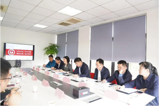 進博會圓滿落幕!集團接待全國政府園區(qū)210家,開發(fā)有投資意向的中外優(yōu)質企業(yè)超100家 進博會圓滿落幕!集團接待全國政府園區(qū)210家,開發(fā)有投資意向的中外優(yōu)質企業(yè)超100家