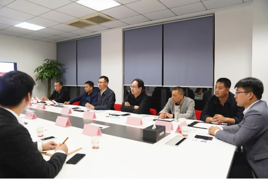 進博會圓滿落幕!集團接待全國政府園區(qū)210家,開發(fā)有投資意向的中外優(yōu)質企業(yè)超100家 進博會圓滿落幕!集團接待全國政府園區(qū)210家,開發(fā)有投資意向的中外優(yōu)質企業(yè)超100家