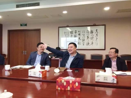 東方龍商務陪同智能空氣凈化器投資選址項目方參觀考察常州經(jīng)濟技術(shù)開發(fā)區(qū)