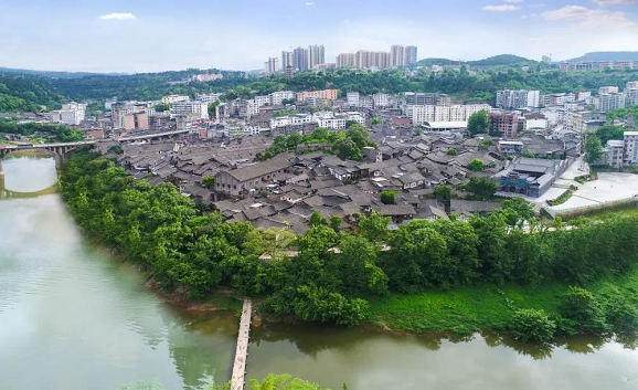 全力助推四川巴中恩陽(yáng)區(qū)委托招商引資，合力打造產(chǎn)業(yè)新城