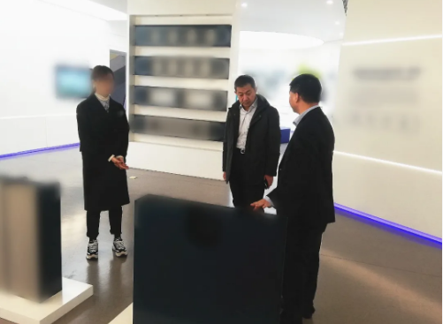 今日，集團(tuán)精準(zhǔn)推介兩家A股上市投資選址企業(yè)成功對(duì)接甘肅、內(nèi)蒙古地方政府