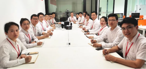 東方龍商務(wù)集團(tuán)舉行2020年度總結(jié)暨表彰大會，2021并肩奮進(jìn)開新局