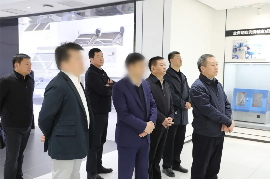 全速推進投資選址項目早落地、早投產(chǎn)！黑龍江某地方政府實地考察清潔能源設(shè)備制造企業(yè)