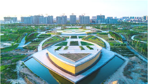 集團(tuán)全力助推河北滄州鹽山縣委托招商引資，強(qiáng)化特色產(chǎn)業(yè)，協(xié)同打造中國管道裝備制造基地！