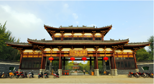東方龍商務(wù)集團(tuán)助力新疆烏什縣委托招商引資，推進(jìn)產(chǎn)業(yè)發(fā)展集聚