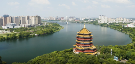 集團(tuán)全力助推江西省鷹潭市月湖區(qū)委托招商引資，以“園區(qū)經(jīng)濟(jì)”為抓手，打造發(fā)展“增長(zhǎng)極”