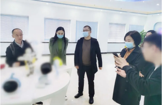 高科技、高創(chuàng)新、高成長！四川某地方政府成功考察電子產(chǎn)品顯示模組投資選址項目