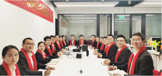 行而不輟，未來(lái)可期！集團(tuán)舉行2021年度總結(jié)表彰大會(huì)暨2022年度目標(biāo)責(zé)任書簽訂大會(huì)