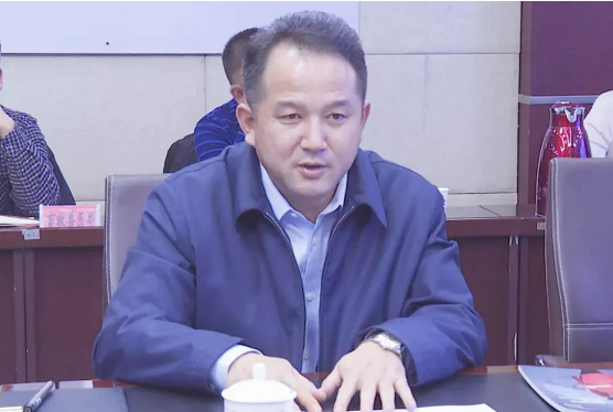 共同打造全國標桿政府！集團與新疆輪臺縣成功簽訂委托招商合作協(xié)議