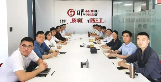 戰(zhàn)“疫”不松懈，開(kāi)發(fā)不停歇！4月中旬，集團(tuán)成功通過(guò)51個(gè)優(yōu)質(zhì)投資選址項(xiàng)目