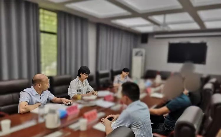 雙項目同步對接！液晶顯示模組搬遷擴(kuò)建投資選址項目方&液晶顯示模組+切割貼片擴(kuò)建項目方同時考察湖北某地方政府