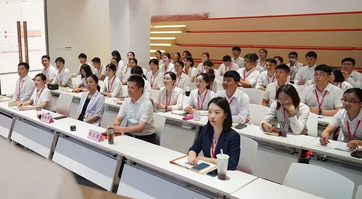 用匠心守質(zhì)量，用初心踐使命！8月上旬，集團(tuán)成功通過36個(gè)優(yōu)質(zhì)投資選址項(xiàng)目