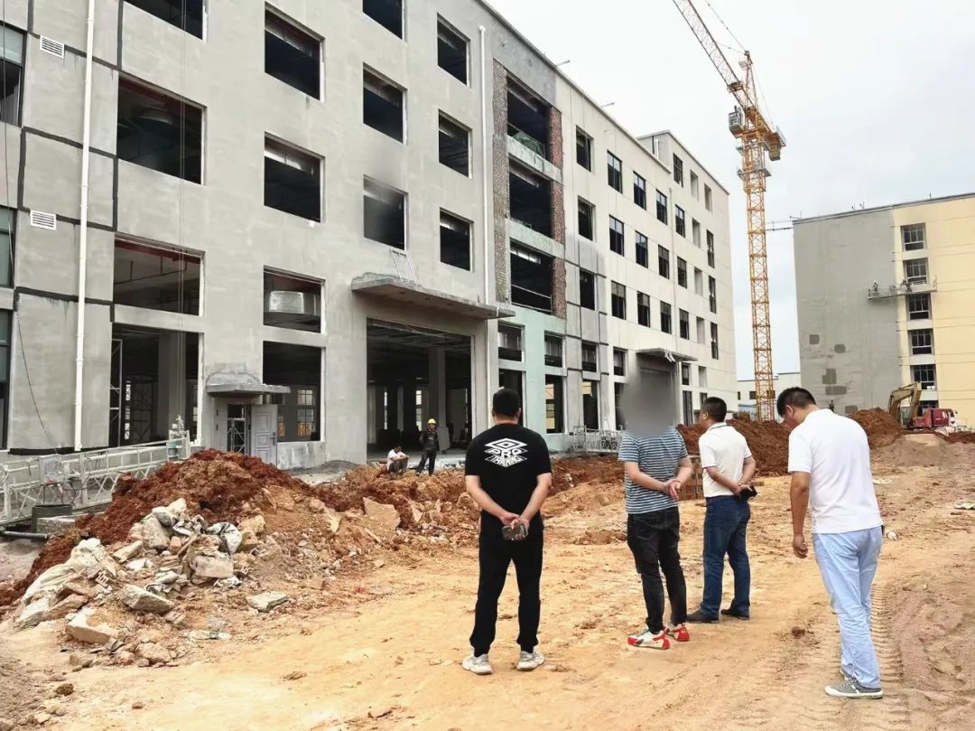 契合度高，市場份額持續(xù)攀升！消費(fèi)電子專用鋰電池生產(chǎn)投資選址項(xiàng)目方實(shí)地考察湖南某地方政府