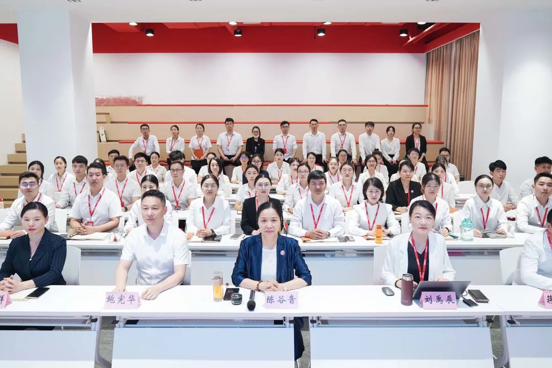 提振信心，練好“內(nèi)功”，開(kāi)拓市場(chǎng)！9月中旬，集團(tuán)成功通過(guò)27個(gè)優(yōu)質(zhì)投資選址項(xiàng)目