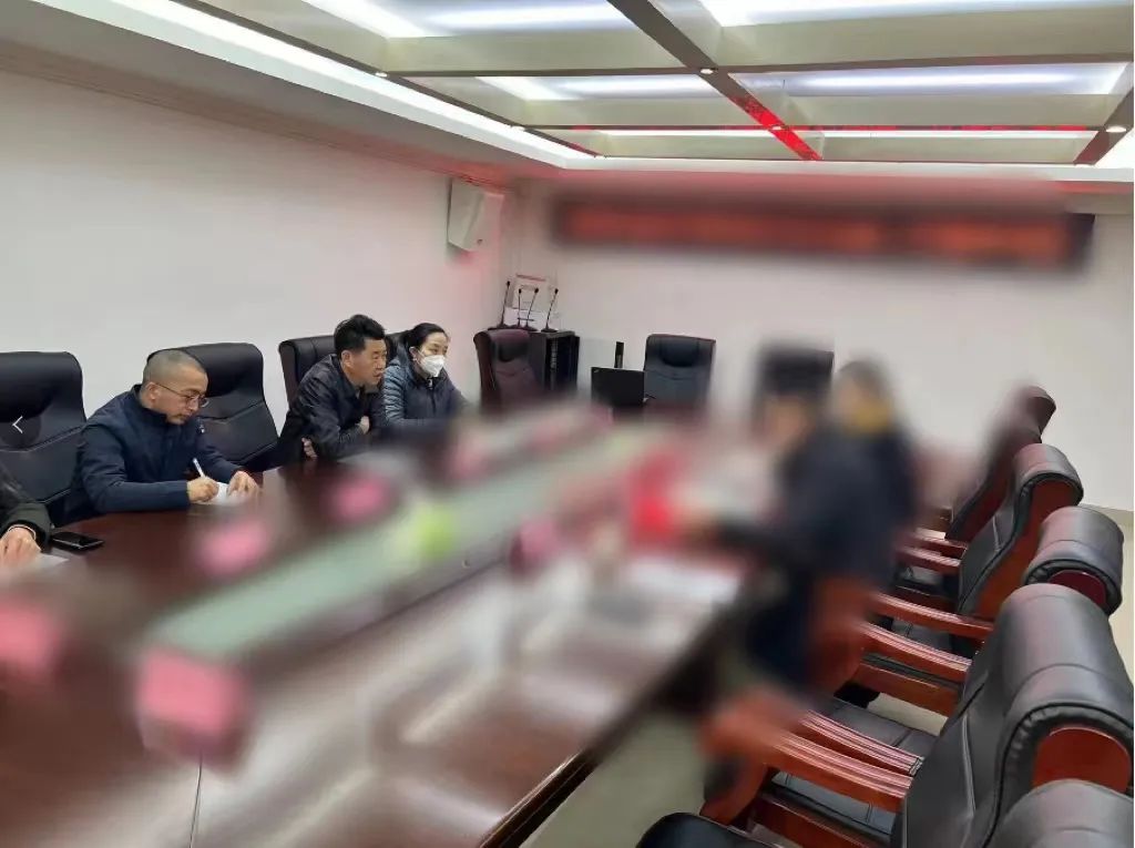 投資7億，年產(chǎn)值12億！消費電子材料生產(chǎn)擴(kuò)建投資選址項目方成功考察江西某地方政府