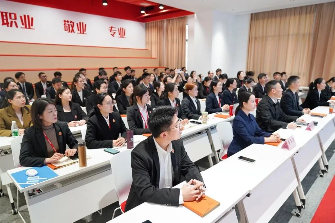 政府招商熱潮涌，項目開發(fā)勢如虹！3月上旬，集團成功通過31個優(yōu)質投資選址項目