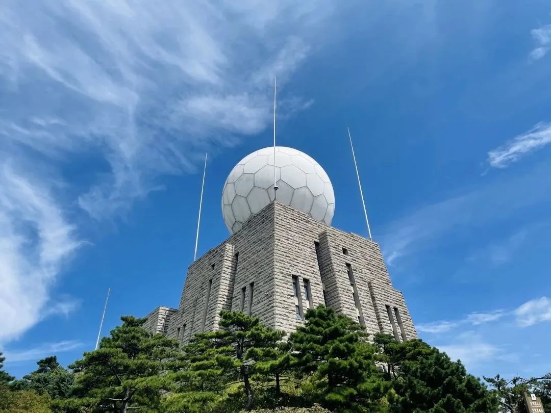 東方龍商務(wù)與春天有個約會！集團100余人赴安徽黃山“團建”，太嗨了！“奔跑二季度”——我們準備好了！