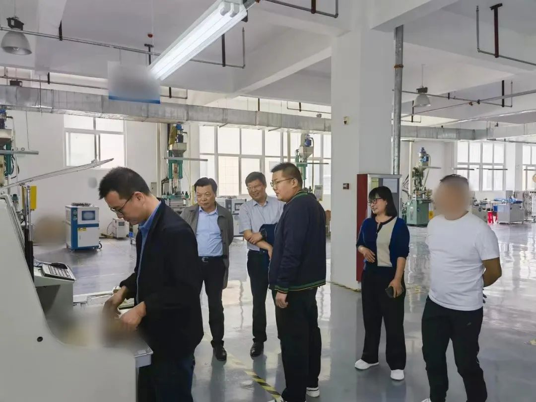 投資額5億，產(chǎn)品暢銷歐洲、北美和東南亞市場(chǎng)！LED顯示屏+光源產(chǎn)品生產(chǎn)擴(kuò)建投資選址項(xiàng)目方實(shí)地考察河南某地方政府