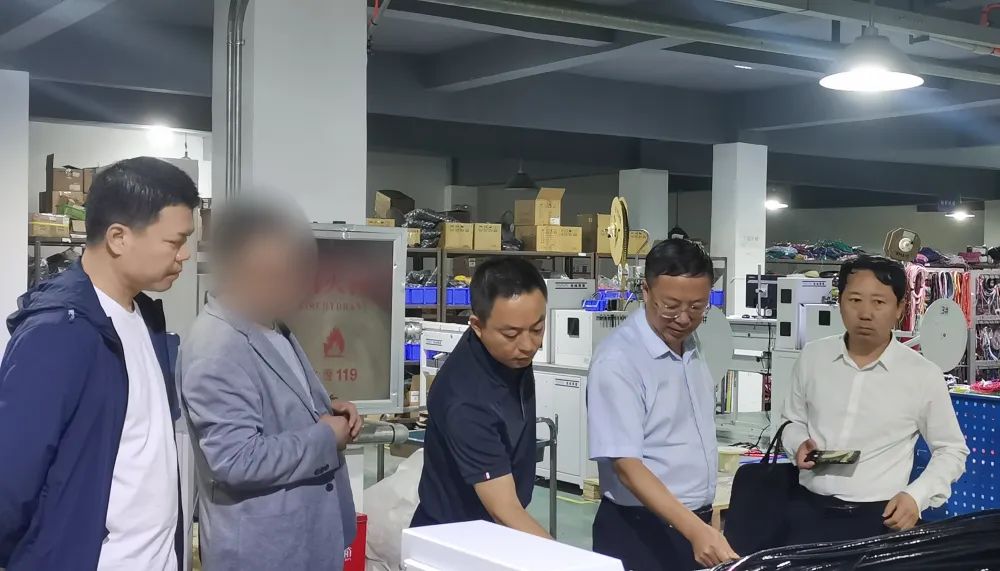 加緊推進時效，鞏固合作成果，增進落地可能！四川某地方政府實地考察機械設(shè)備零部件擴建投資選址項目企業(yè)