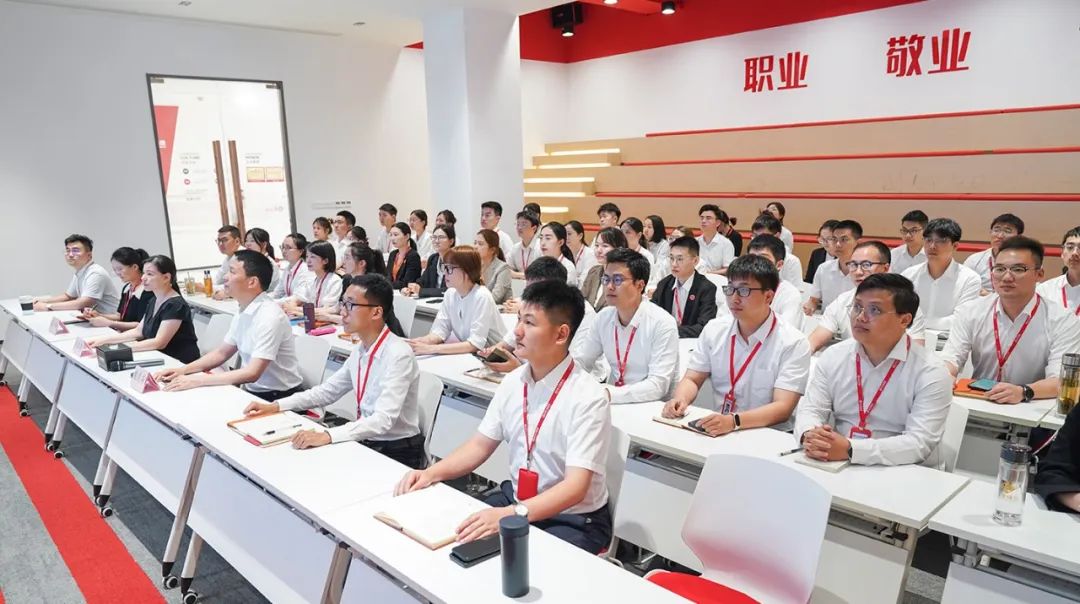 戰(zhàn)高溫，搶項目，全面掀起“夏季攻勢”！7月上旬，集團(tuán)共38個優(yōu)質(zhì)投資選址項目通過評估