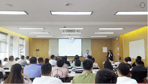 開(kāi)講啦！集團(tuán)董事長(zhǎng)/CEO陳谷音走進(jìn)上海交通大學(xué)講堂，為廣東海珠區(qū)石溪聯(lián)社考察團(tuán)做專(zhuān)業(yè)招商實(shí)戰(zhàn)培訓(xùn)