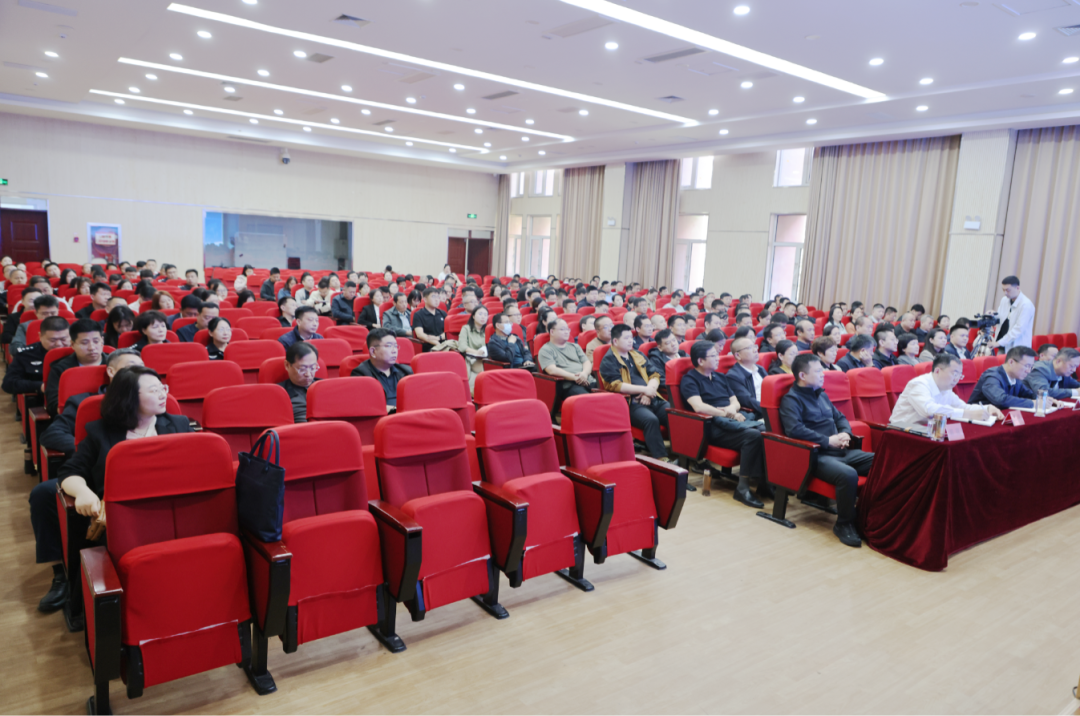 培訓(xùn)規(guī)模超300人！上海東方龍商務(wù)集團(tuán)應(yīng)邀為河北衡水濱湖新區(qū)做招商實(shí)戰(zhàn)培訓(xùn)